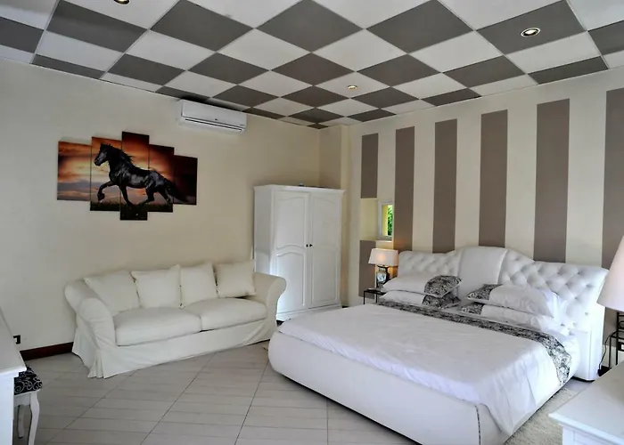 Trattoria Laghee Con