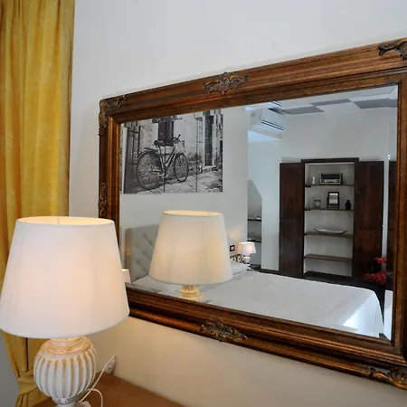 Trattoria Laghee Con Bed & Breakfast 3*